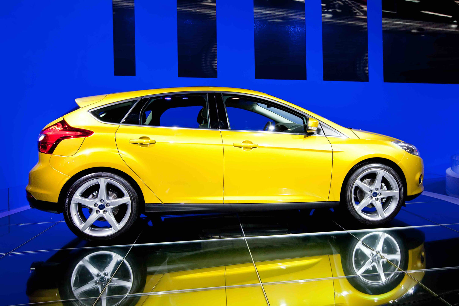 Haynes shows you how on YouTube: Mk3 Ford Focus