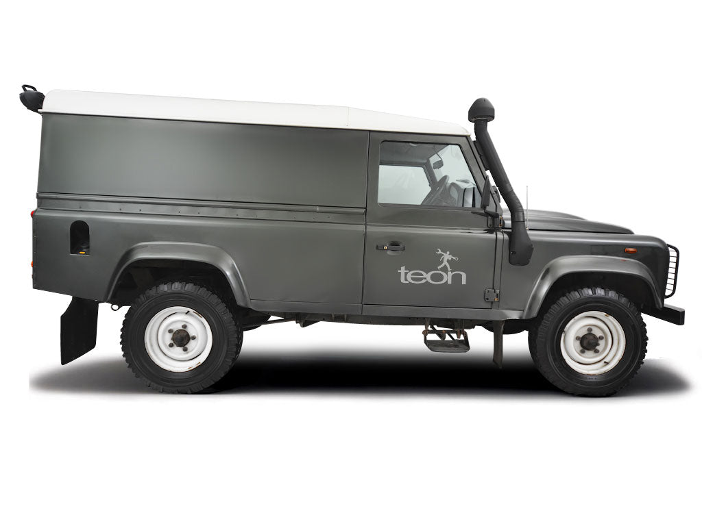 Air filter change Land Rover Defender 2007 - 2011