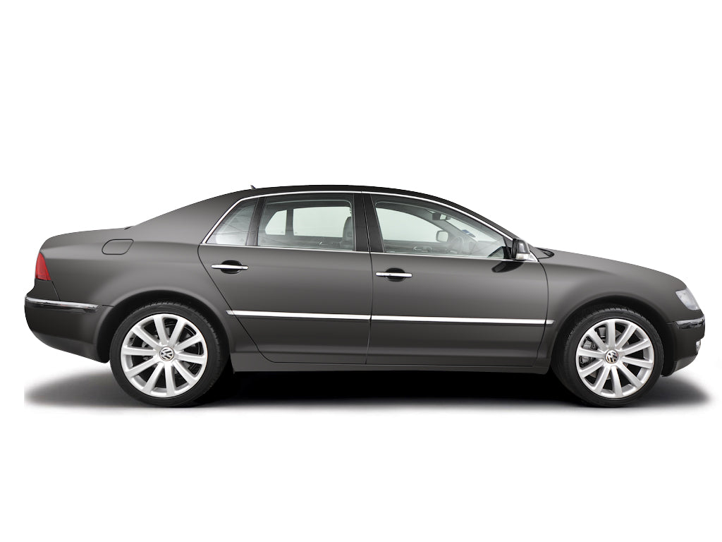 Air filter change Volkswagen Phaeton 2004 - 2017